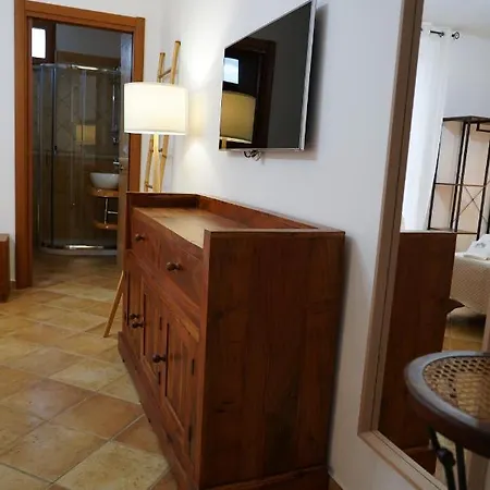 Familiainn & Couette-café 4*