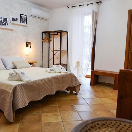 Familiainn & Couette-café